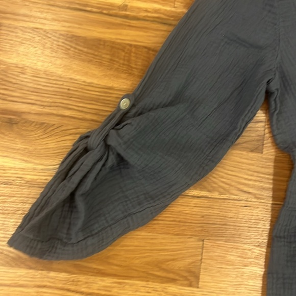 M made in Italy slate blue 100% linen large blouse v neck large - Picture 2 of 7